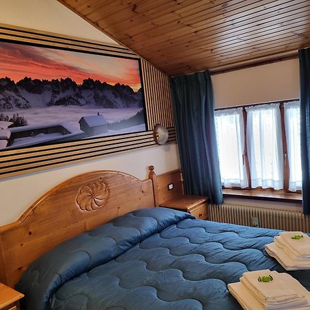 Albergo Meuble Tarandan Forni di Sopra Bagian luar foto