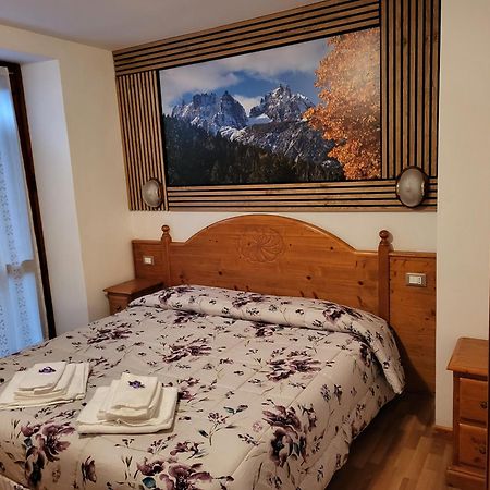 Albergo Meuble Tarandan Forni di Sopra Bagian luar foto