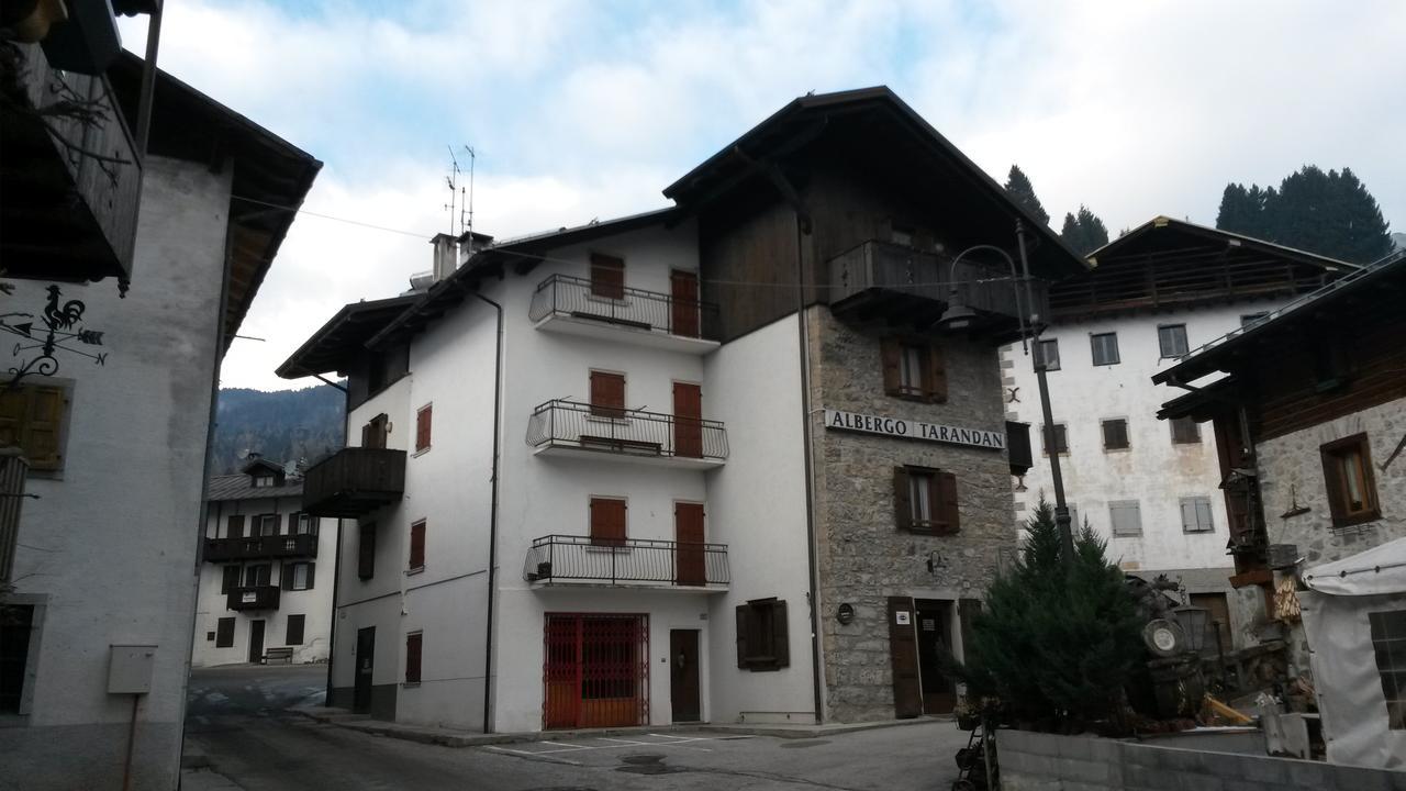 Albergo Meuble Tarandan Forni di Sopra Bagian luar foto